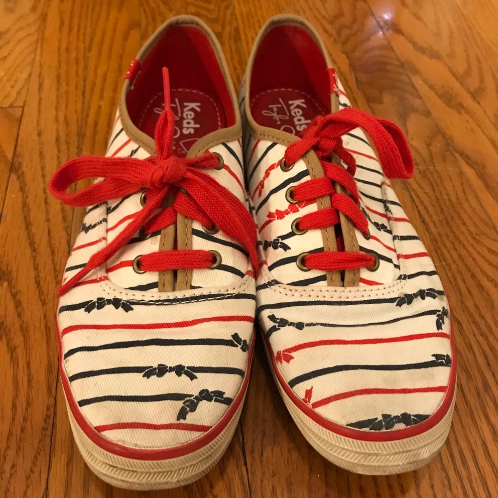 Keds Taylor Swift’s Bow Stripe sneakers